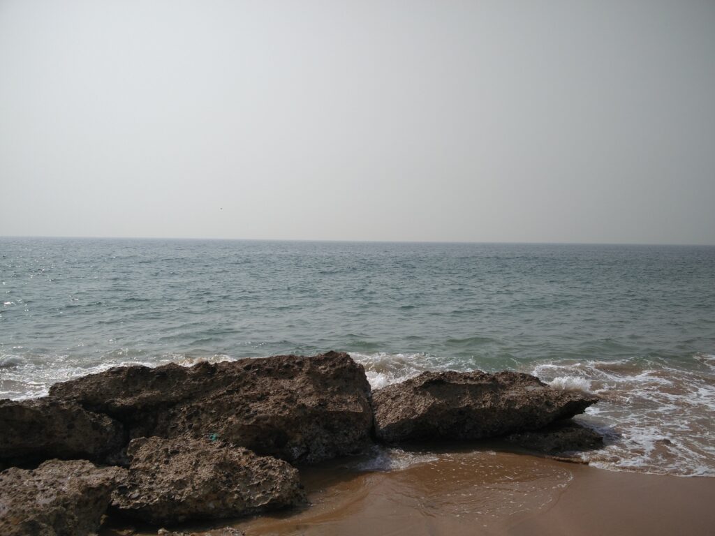 Waves wash over the rock shelf at French Beach